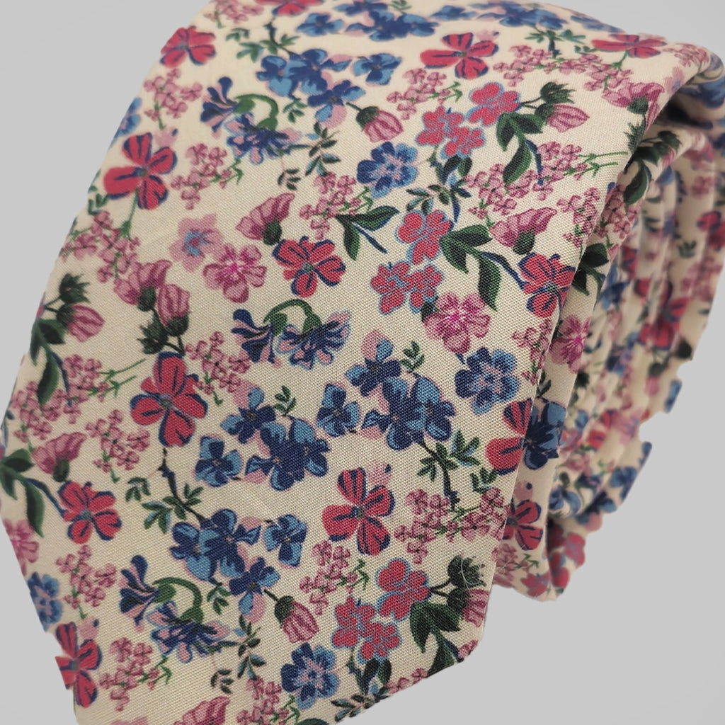 Wild Flower Tie and Hankie Set - Vintage White