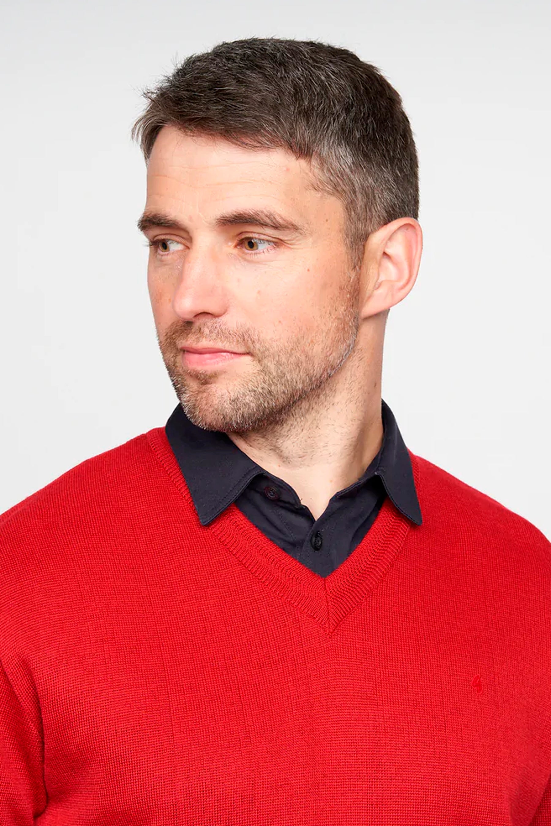 Gabicci V-Neck Jumper - Red